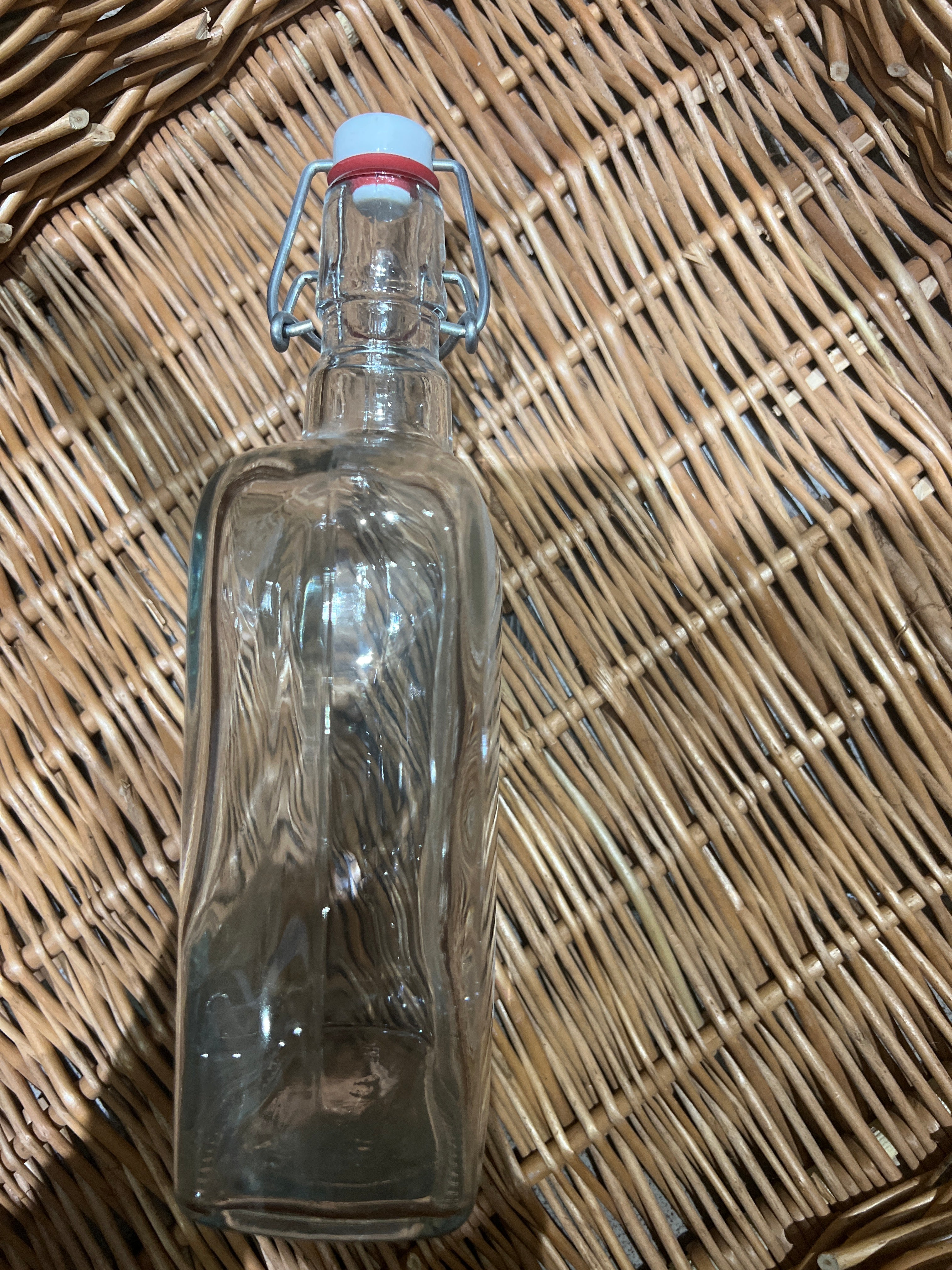 Csatos üveg lapos 0,75 l