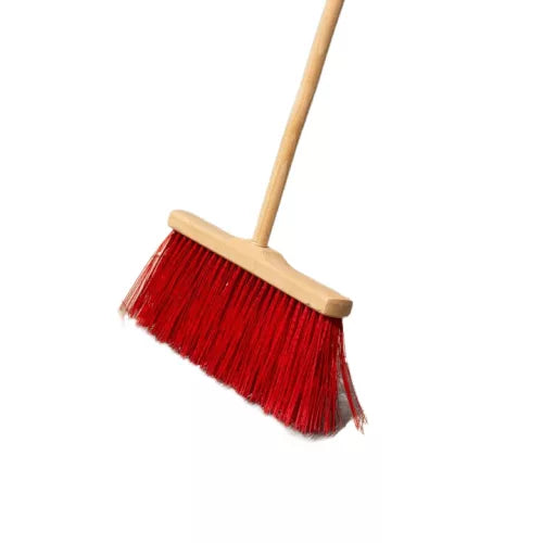 Seprű udvari 30cm/12 cm mű.szálas nyéllel