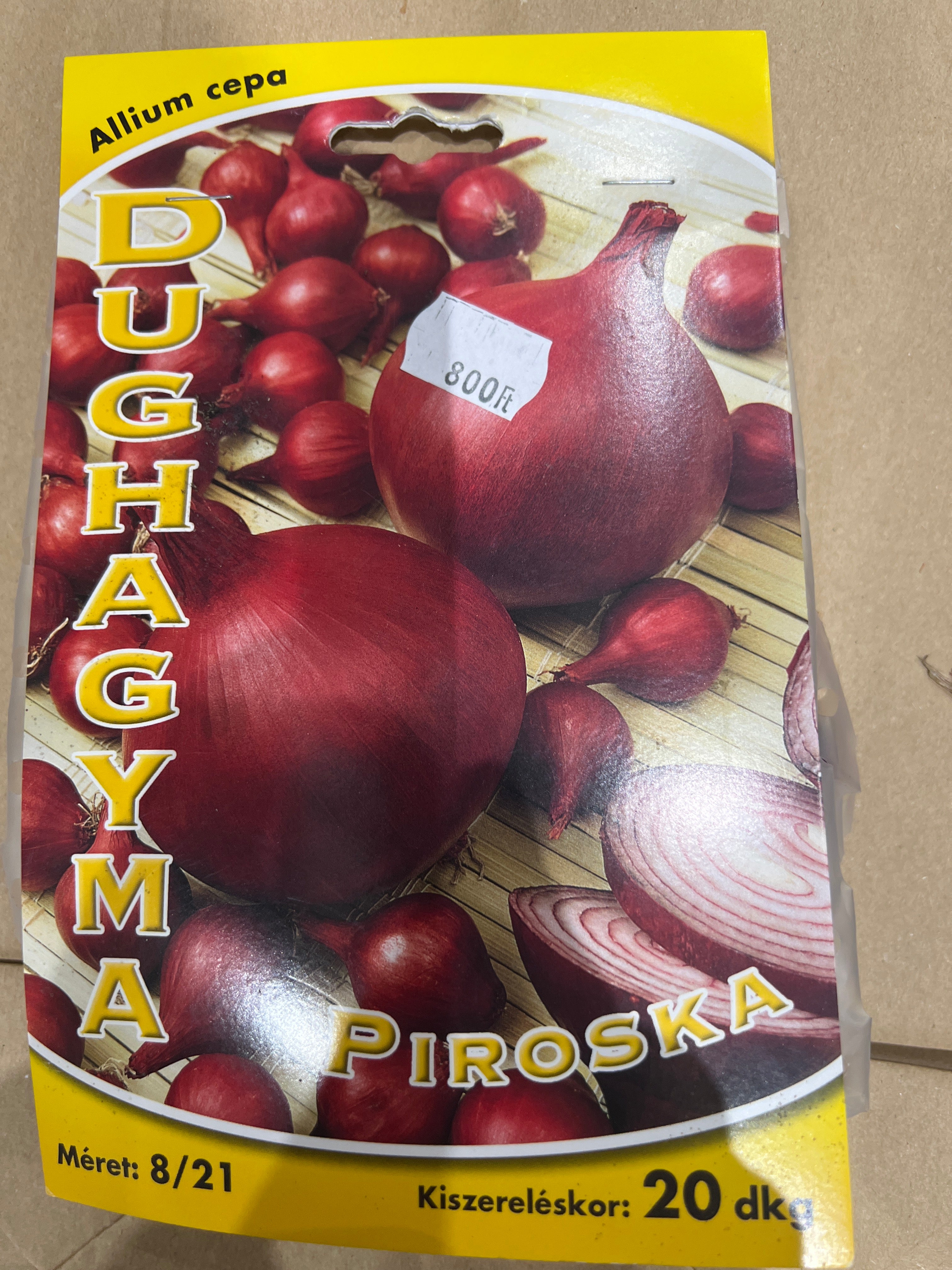 Dughagyma Piroska (Allium cepa)