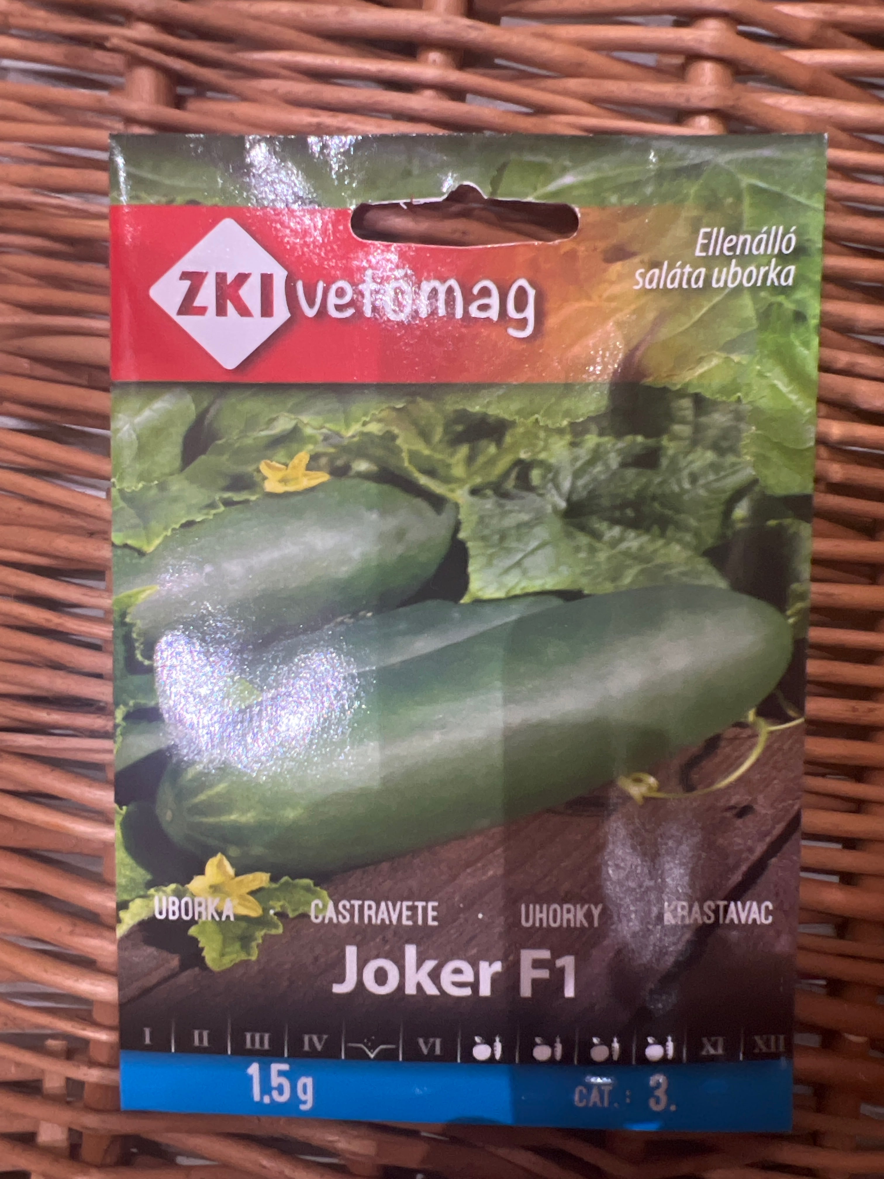 Salátauborka Joker F1