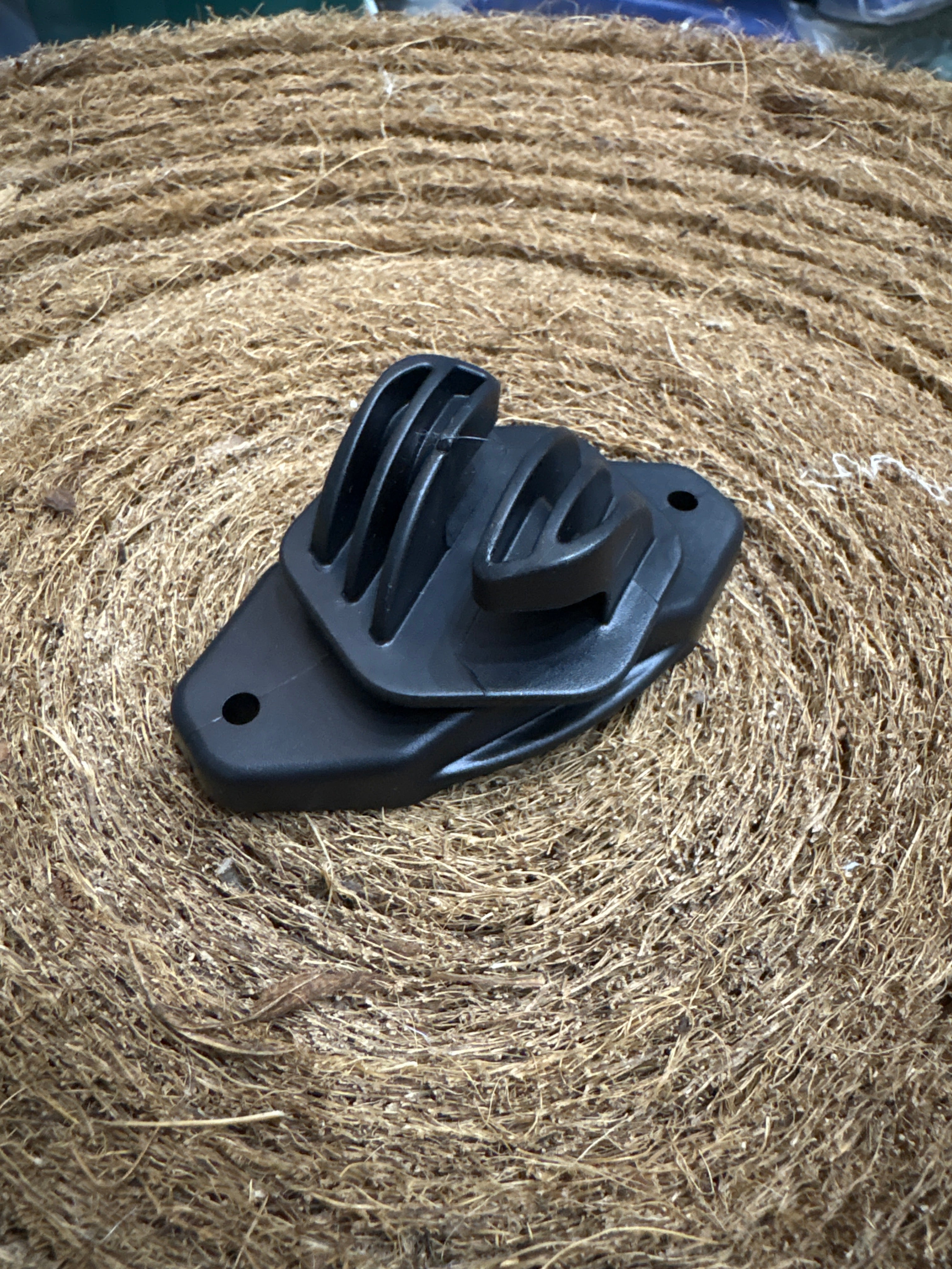 Villanypásztor rögzíthető kordon szigetelő, vezetékhez és 10 mm szalaghoz 10 db 441396