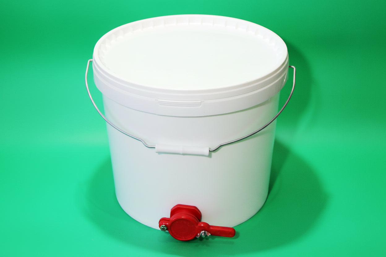 Műanyag mézletöltő vödör+csap 25kg -os