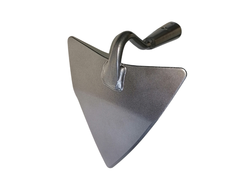 Háromszögű acélkapa nyelezett