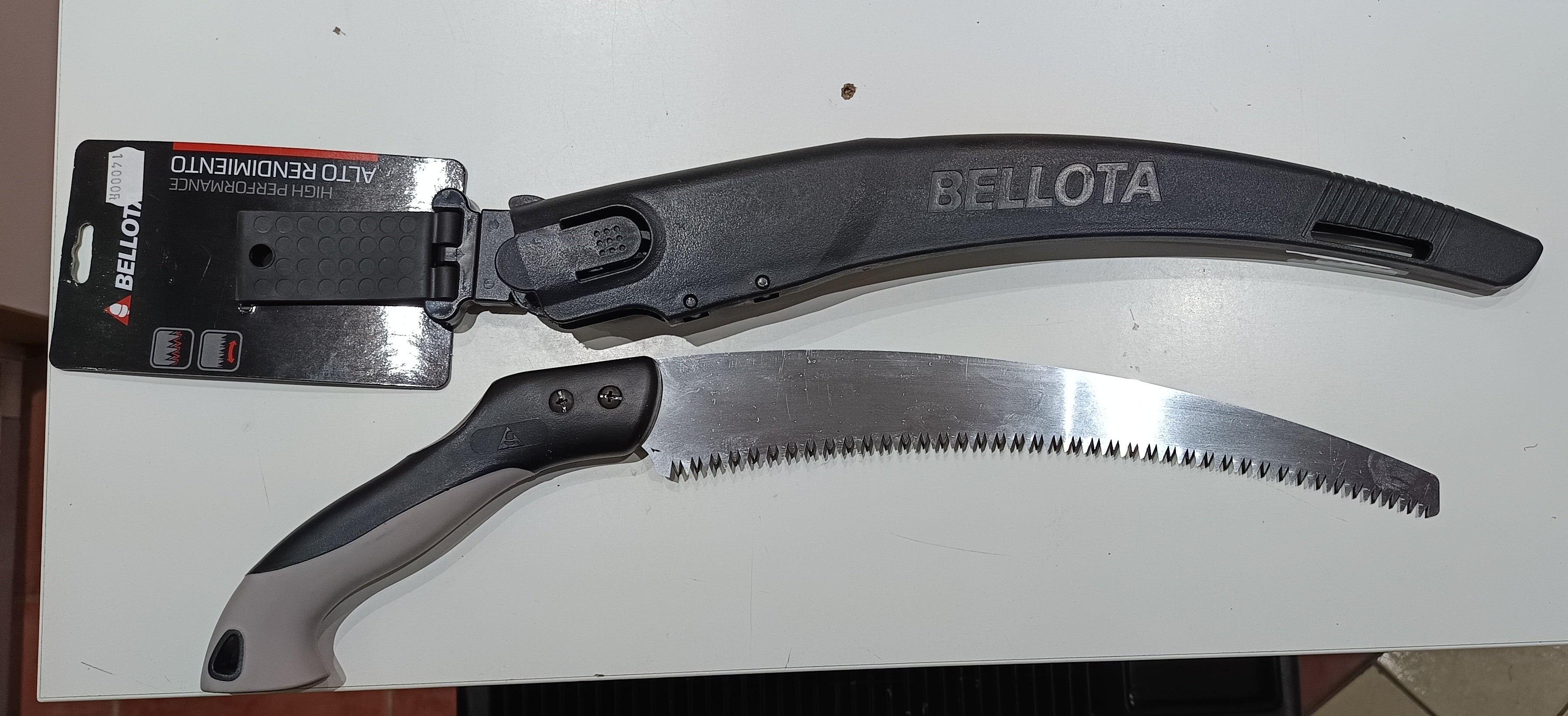 Fűrész, tokkal BELLOTA