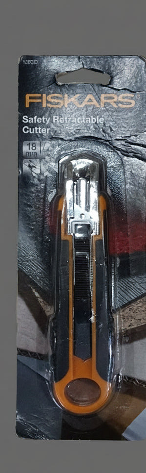 Pengekés biztonsági 18 mm Fiskars