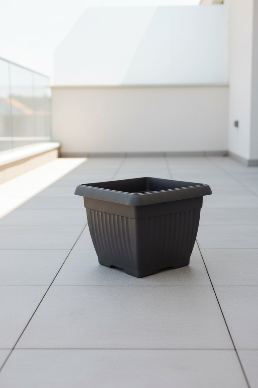 Cserép műanyag bordás 20cm