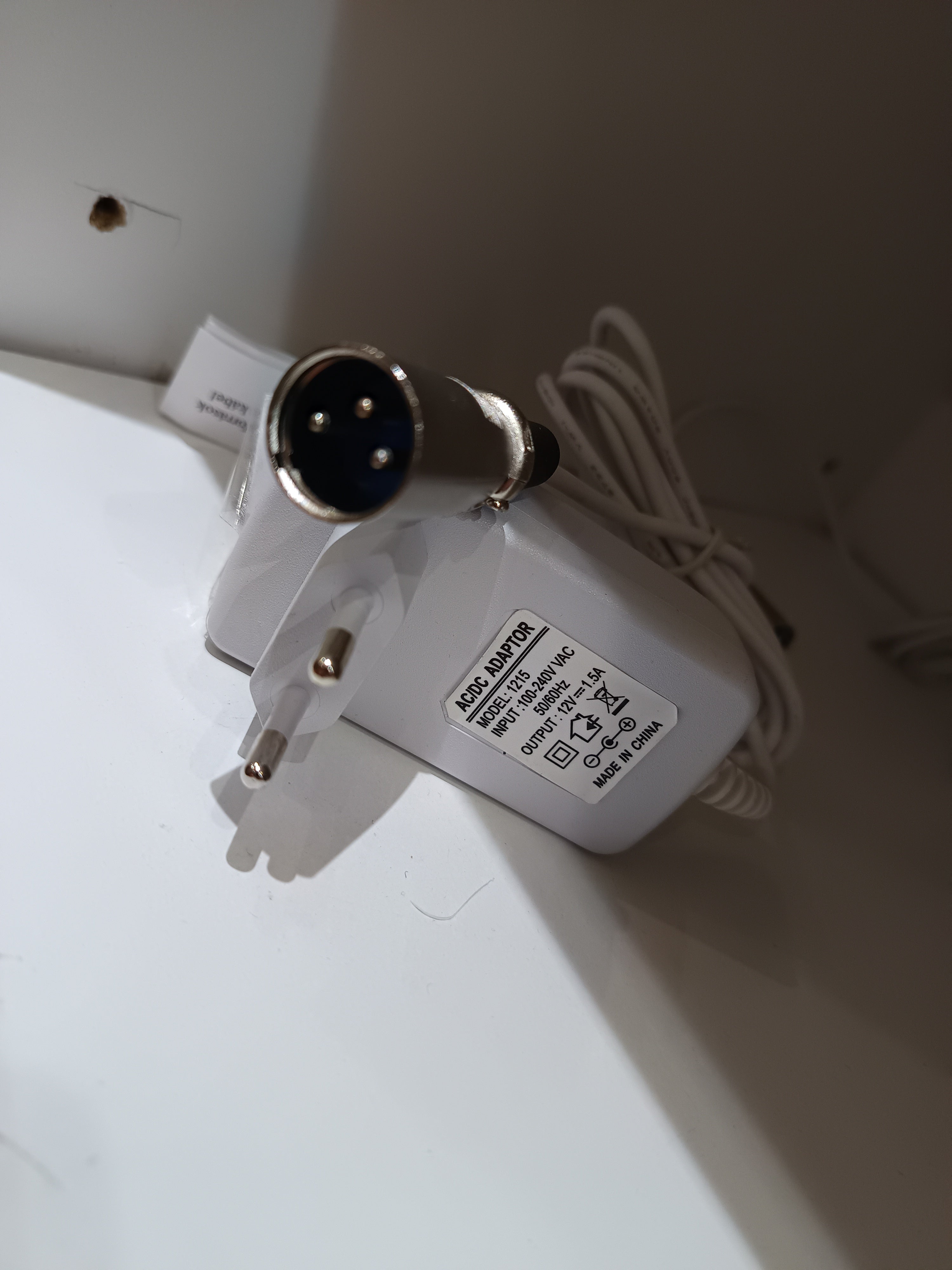 AC/DC Adapter villanypásztor tápegység