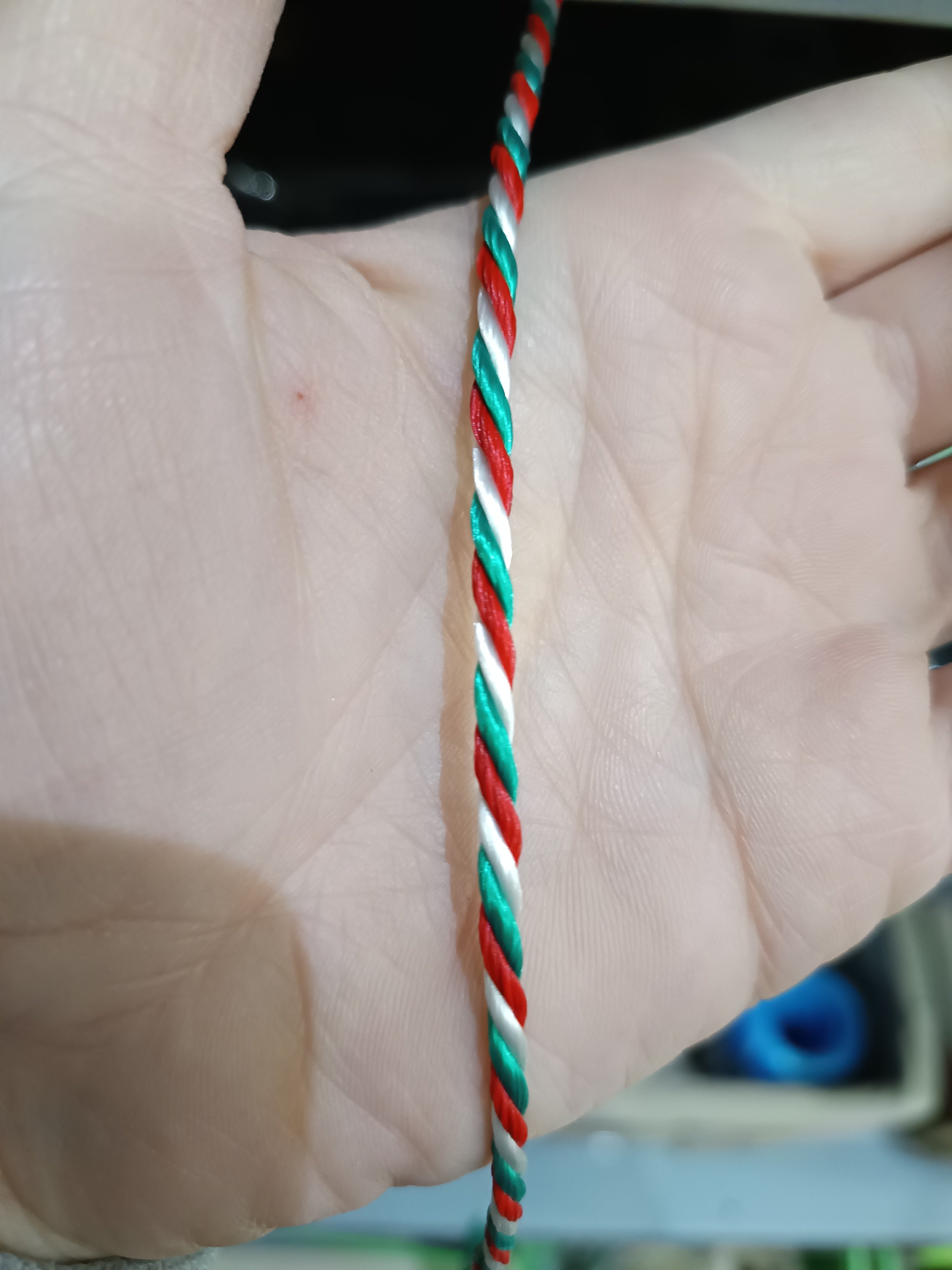 Zsinór sodrott nemzeti színű 3mm Galco 1m