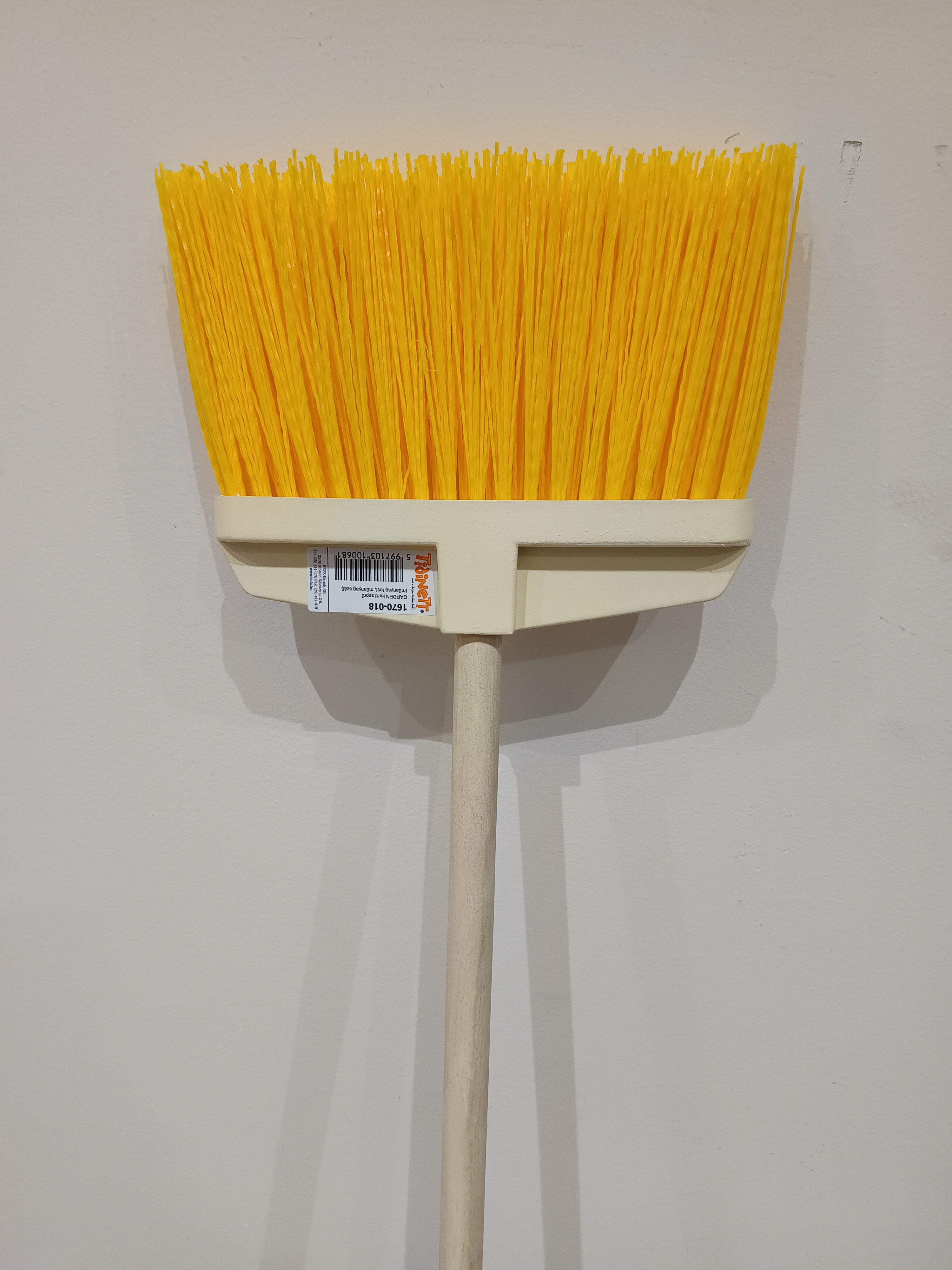 Seprű Garden nyelezett