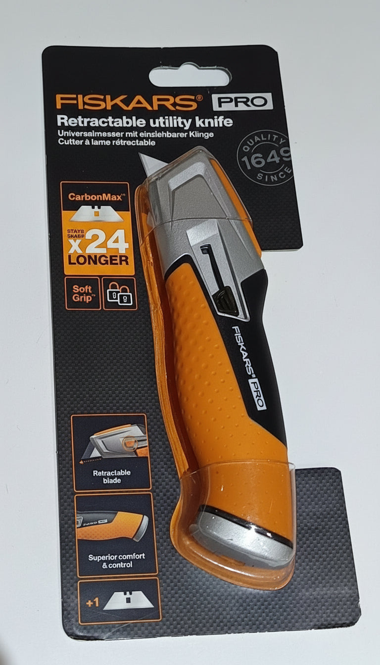 Pengekés visszahúzható Fiskars Pro