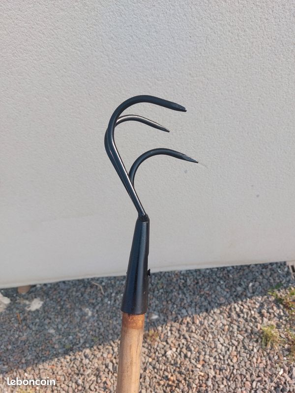 Tuchmet kézi kultivátor 3 ágú