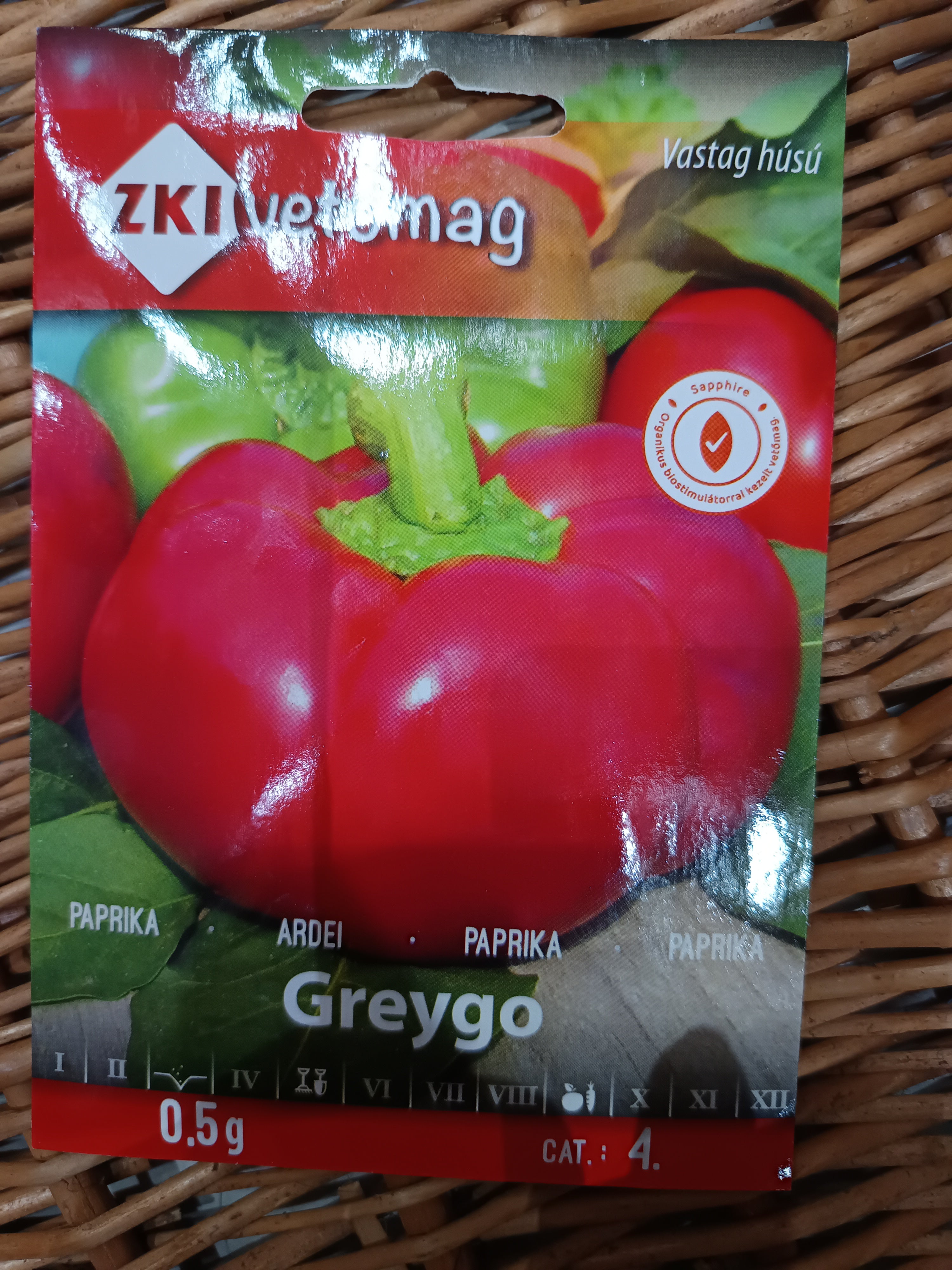 Paprika vastaghúsú paradicsom paprika szabadföldi és támrendszeres