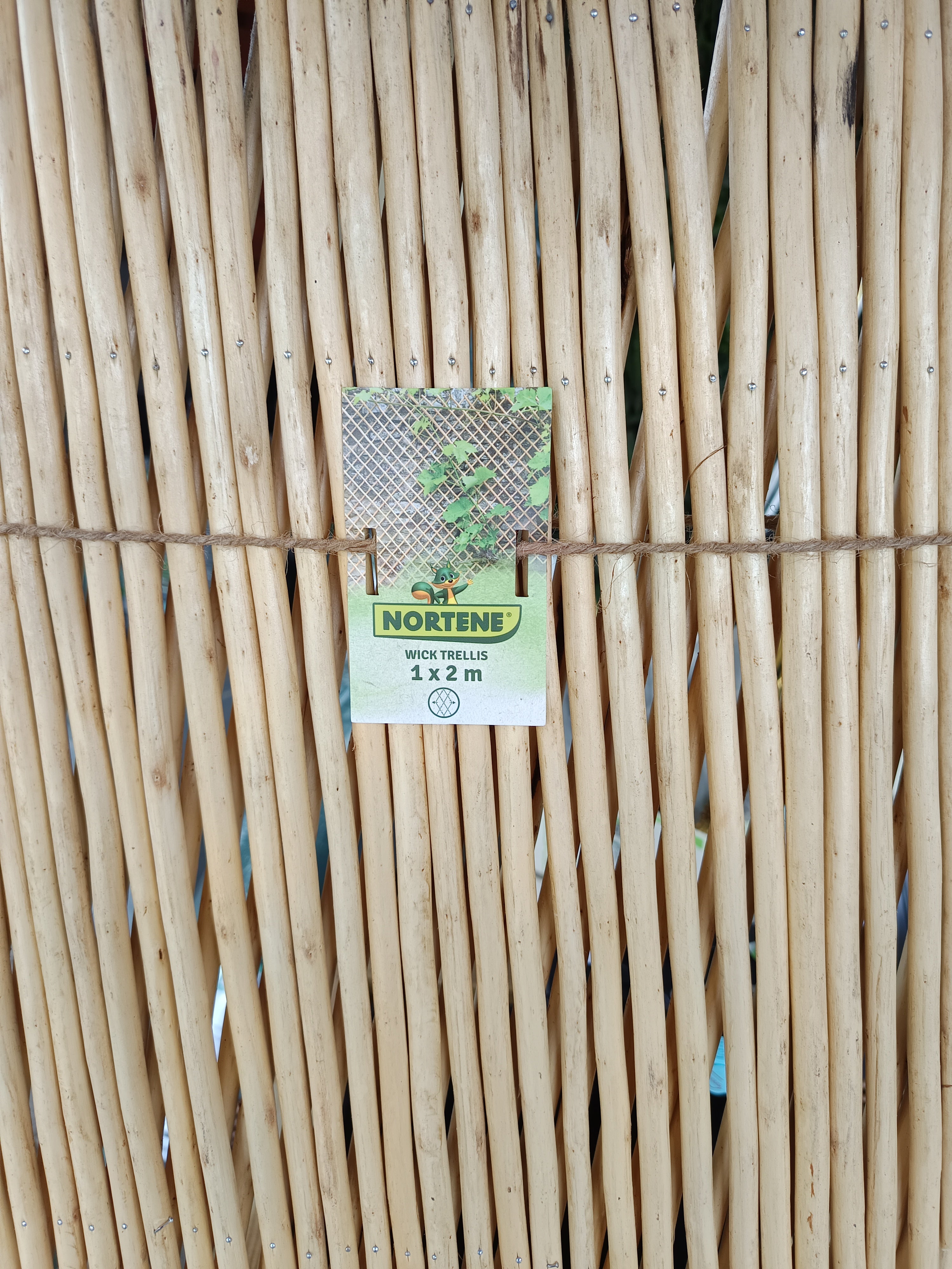 Apácarács kihúzható fonott fűzfából 1 x 2 m fűz Nortene