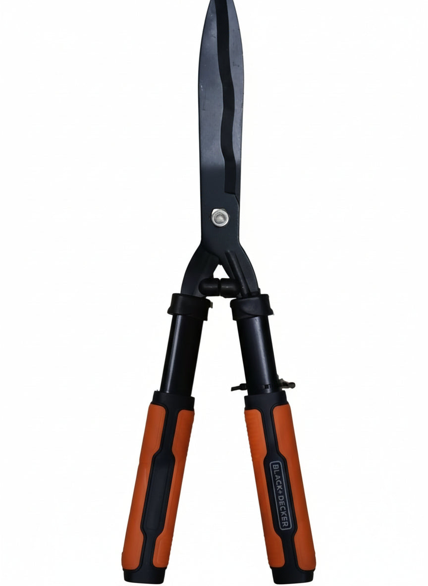 Hullámos élű sövénynyíró mellévágó Black+Decker