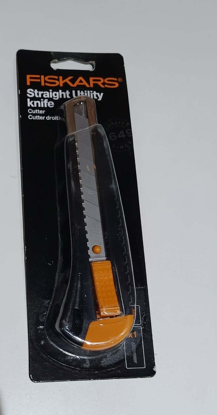 Pengekés 18 mm egyenes Fiskars