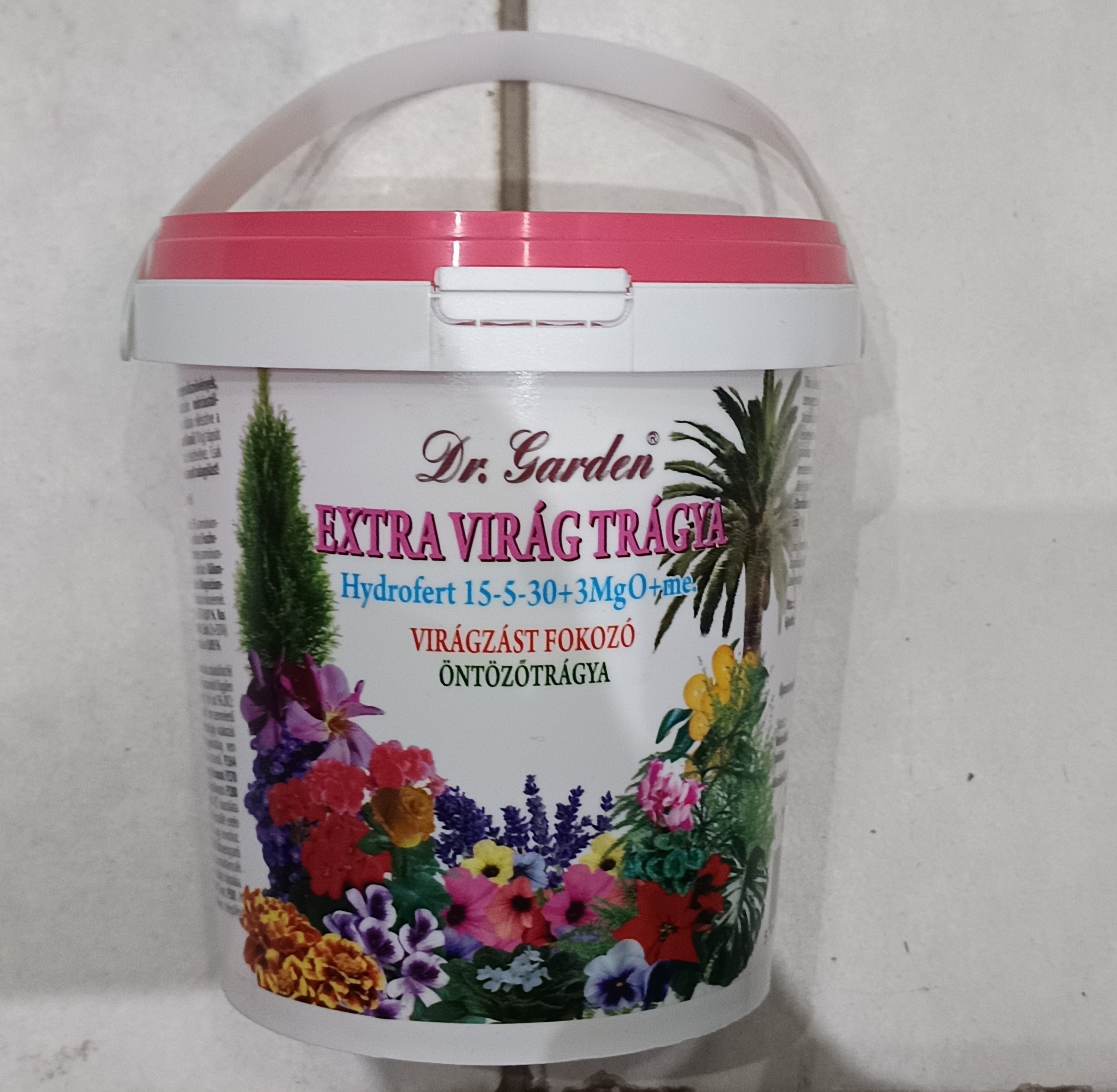 Trágya öntöző trágya virágzást fokozó extra virágtrágya Dr.Garden